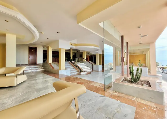 Vista Azul Acantilado de los Gigantes