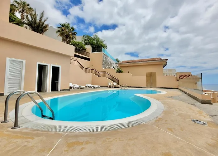 Vista Azul Acantilado de los Gigantes